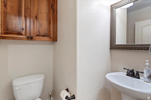 6189 S 1550 E, South Ogden, UT 84405