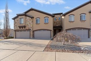 6189 S 1550 E, South Ogden, UT 84405