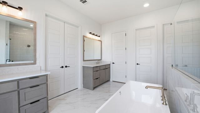 306 Bramley Lane, Heath, TX 75032