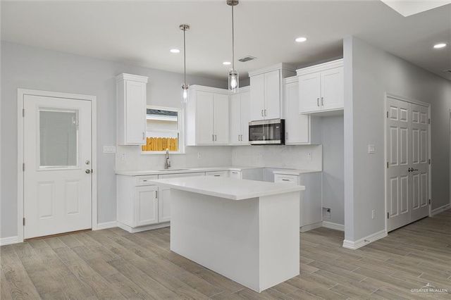 412 E Acacia Street, Alamo, TX 78516