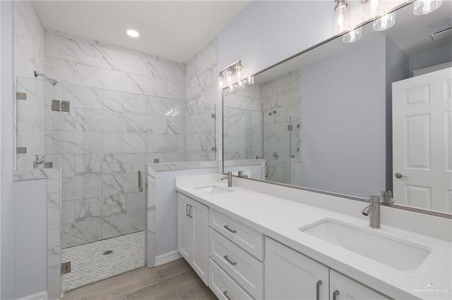 412 E Acacia Street, Alamo, TX 78516