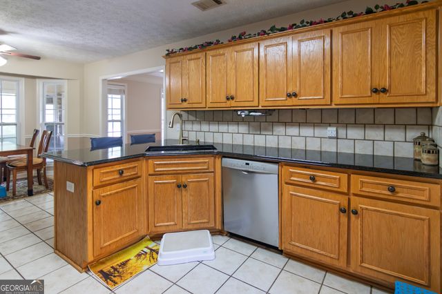 476 Wildwood Plantation Drive, Cataula, GA 31804