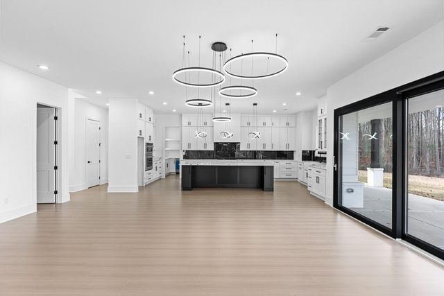 2404 Highway 124 W, Jefferson, GA 30549