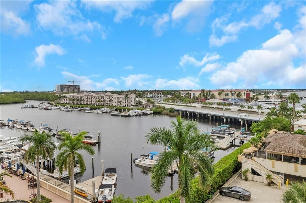 450 Bayfront PL # 4509, Naples, FL 34102