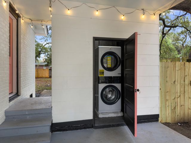 2632 Ridgewood Avenue, Charleston, SC 29414