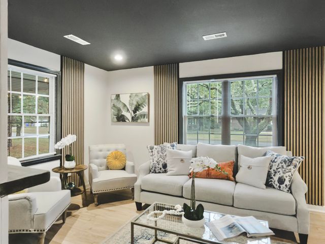 2632 Ridgewood Avenue, Charleston, SC 29414