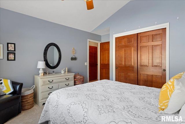 2612 Cedar Pond Drive, Springfield, IL 62702