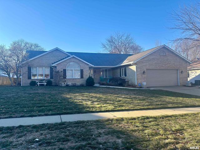 2612 Cedar Pond Drive, Springfield, IL 62702