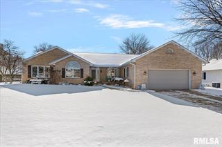 2612 Cedar Pond Drive, Springfield, IL 62702