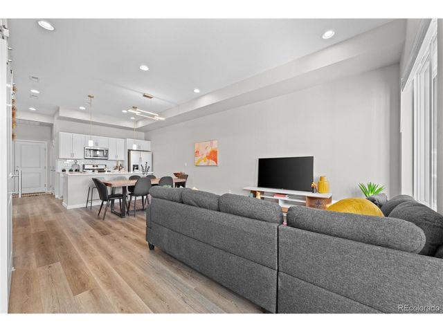 5342 E 64 Ave, Commerce City, CO 80022