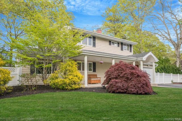 37 Marc Drive, Ridge, NY 11961