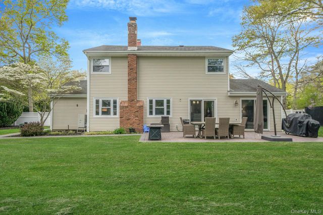 37 Marc Drive, Ridge, NY 11961