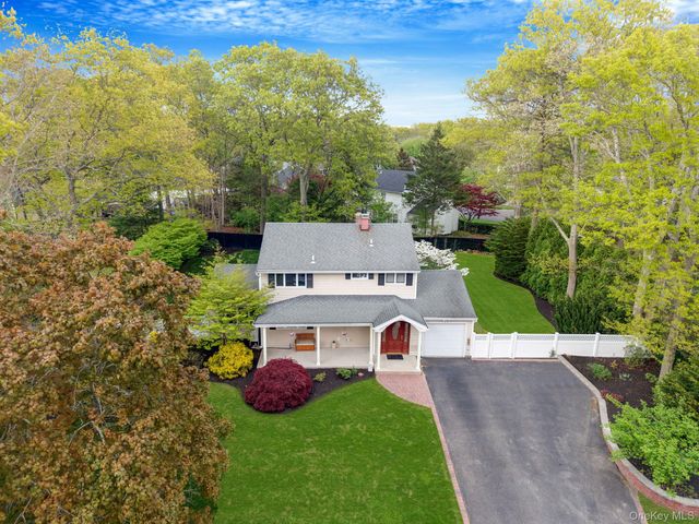 37 Marc Drive, Ridge, NY 11961