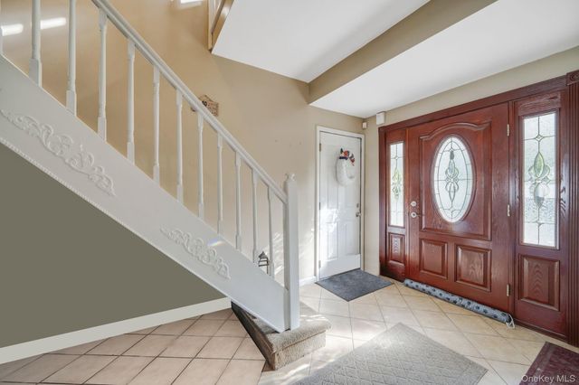 37 Marc Drive, Ridge, NY 11961