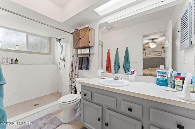 1712 BRISTLECONE PINE Place, Jacksonville, FL 32225