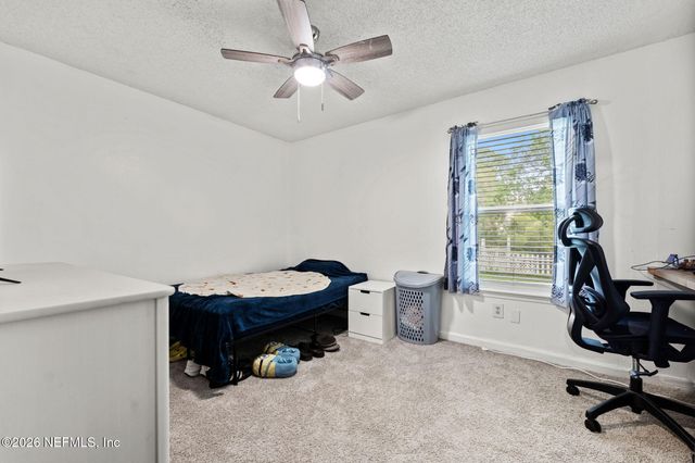 1712 BRISTLECONE PINE Place, Jacksonville, FL 32225