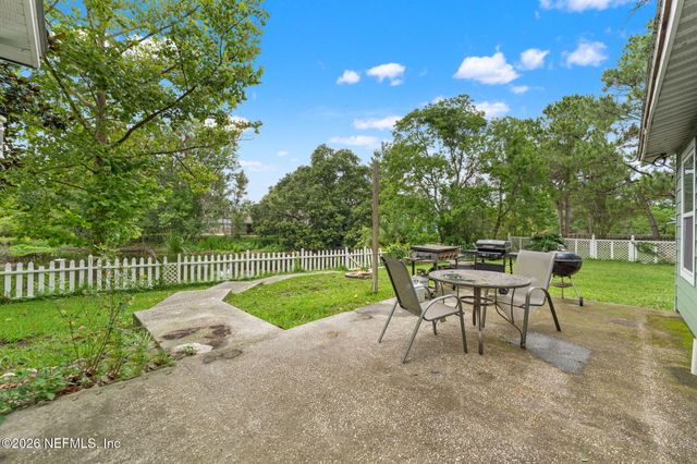 1712 BRISTLECONE PINE Place, Jacksonville, FL 32225