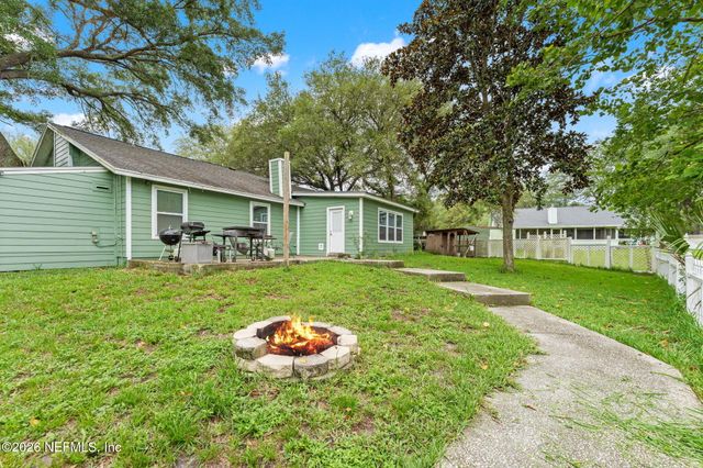 1712 BRISTLECONE PINE Place, Jacksonville, FL 32225