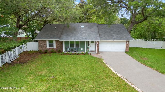 1712 BRISTLECONE PINE Place, Jacksonville, FL 32225