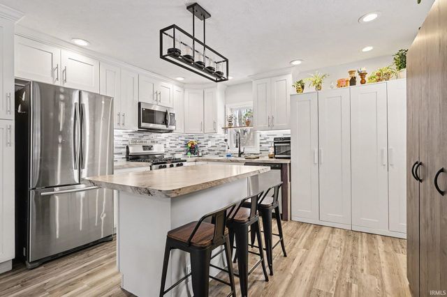 10197 Lehman Street, Osceola, IN 46561