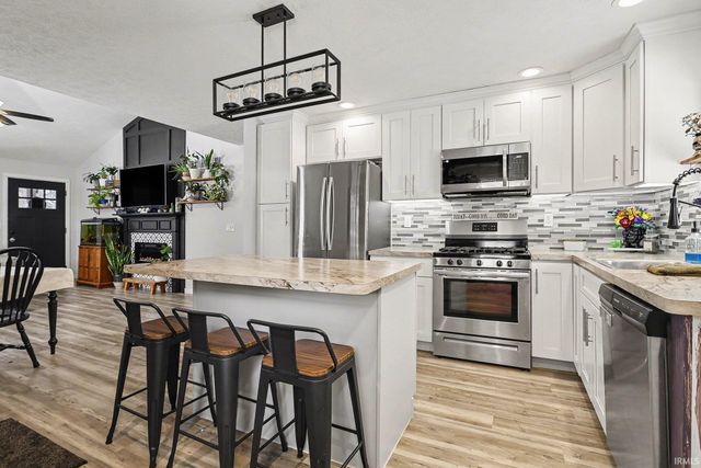 10197 Lehman Street, Osceola, IN 46561