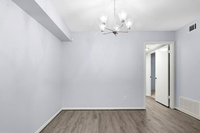2744 Briarhurst Drive 49, Houston, TX 77057