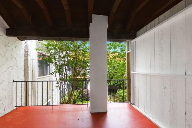 2744 Briarhurst Drive 49, Houston, TX 77057