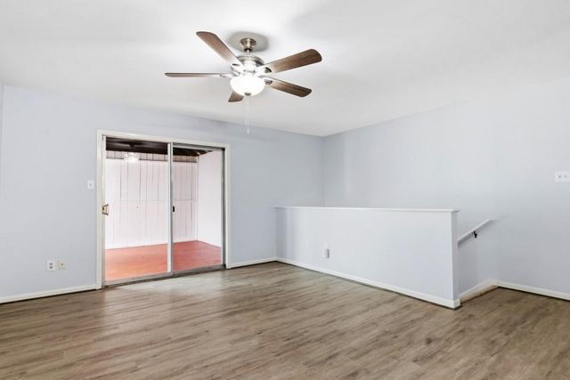 2744 Briarhurst Drive 49, Houston, TX 77057