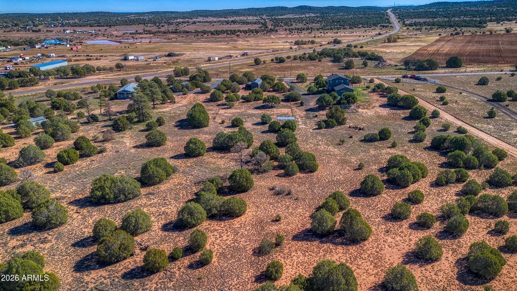 Image 46 of property listing at 1898 Rocky Lane, Show Low, AZ 85901
