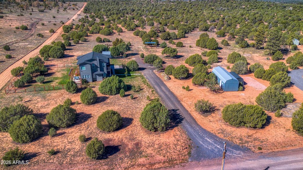 Image 49 of property listing at 1898 Rocky Lane, Show Low, AZ 85901
