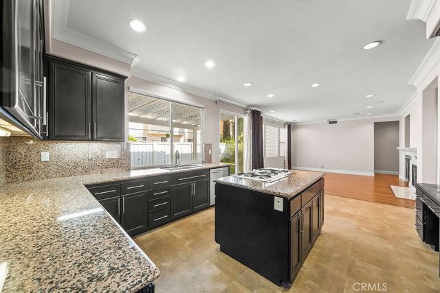 6 Petria, Irvine, CA 92606