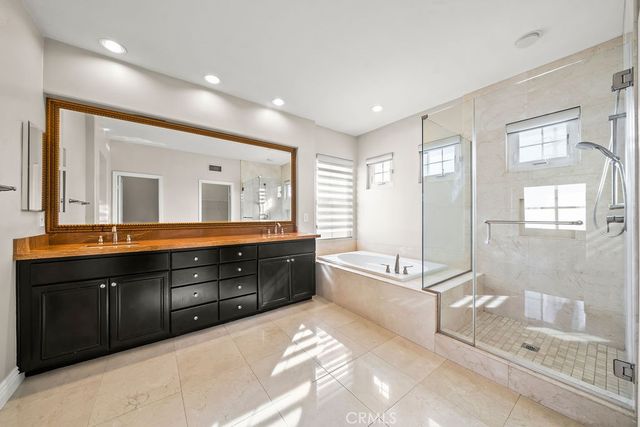 6 Petria, Irvine, CA 92606