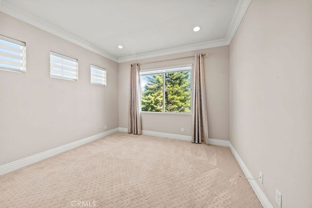 6 Petria, Irvine, CA 92606