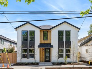 3558 Ne Garfield Ave 5, Portland, OR 97212