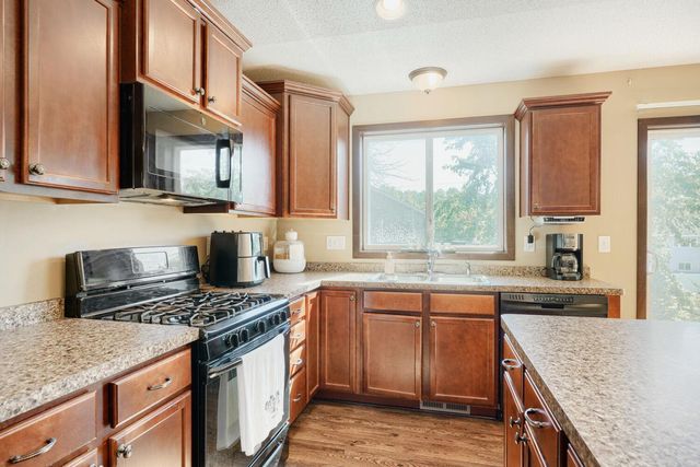 5833 212th Street N, Forest Lake, MN 55025