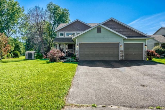 5833 212th Street N, Forest Lake, MN 55025