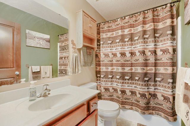 5833 212th Street N, Forest Lake, MN 55025