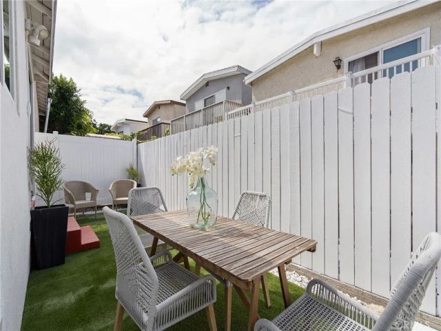 1631 Carver Street, Redondo Beach, CA 90278