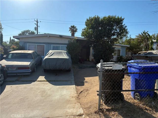 3323 Mary Ellen, Jurupa Valley, CA 92509
