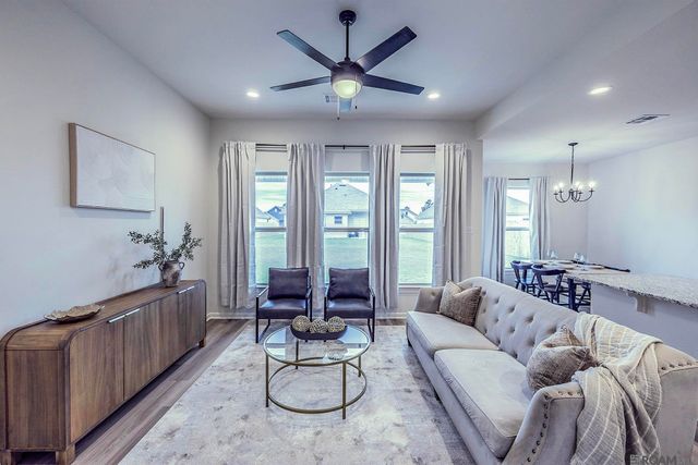 132 Headland Drive, Thibodaux, LA 70301