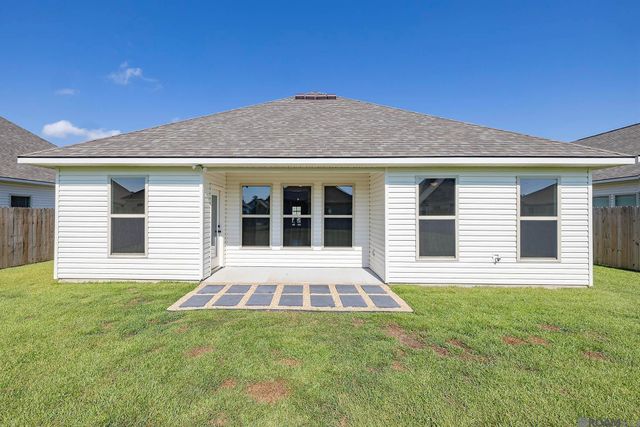 132 Headland Drive, Thibodaux, LA 70301