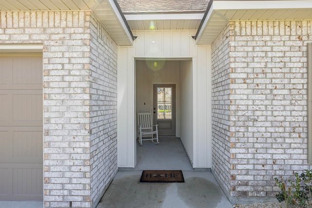 132 Headland Drive, Thibodaux, LA 70301