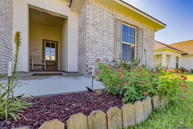 132 Headland Drive, Thibodaux, LA 70301
