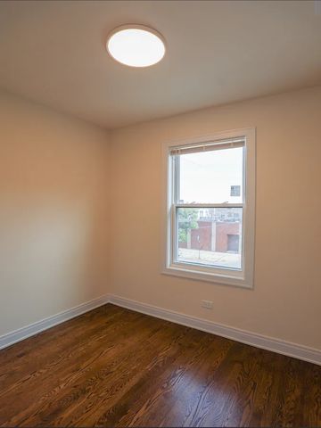 2342 N Lawndale Avenue, Chicago, IL 60647