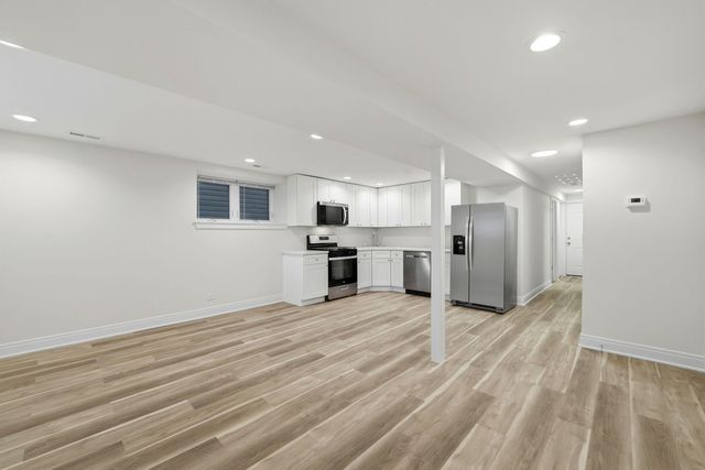 2342 N Lawndale Avenue, Chicago, IL 60647