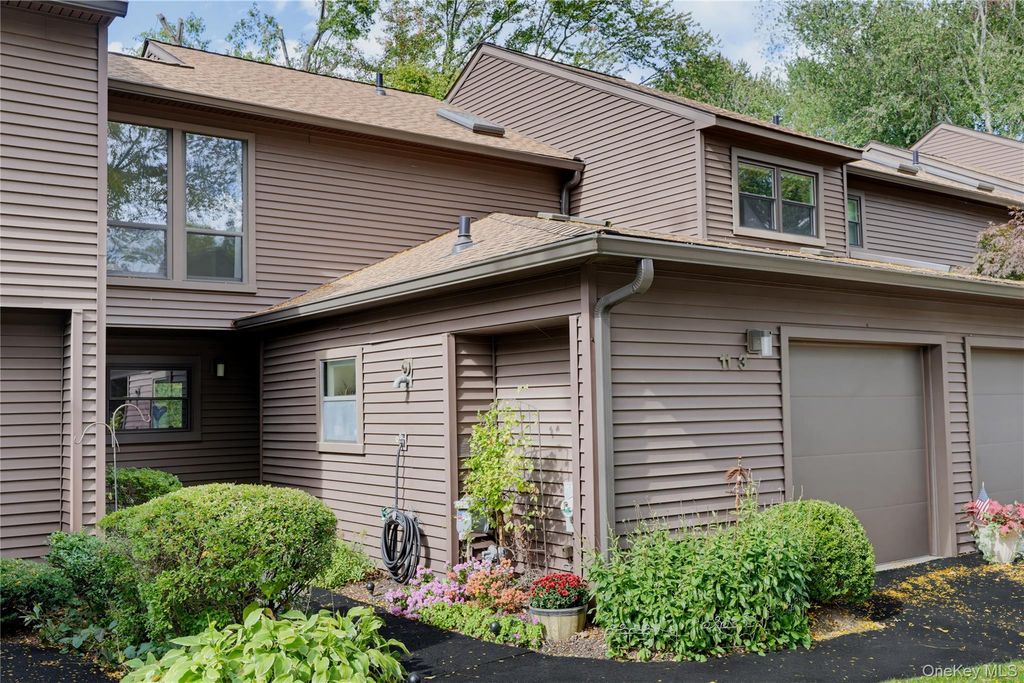 113 Woods Brooke Circle, Ossining, NY 10562 — photo 2