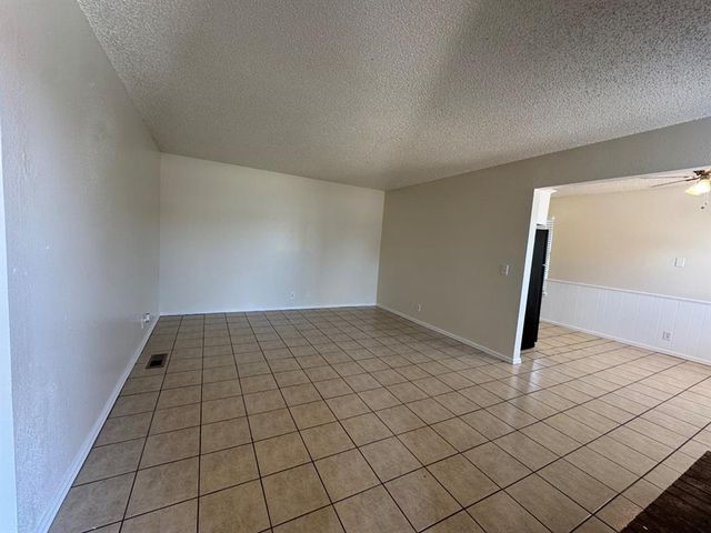 1900 Dover Street A, Norman, OK 73071