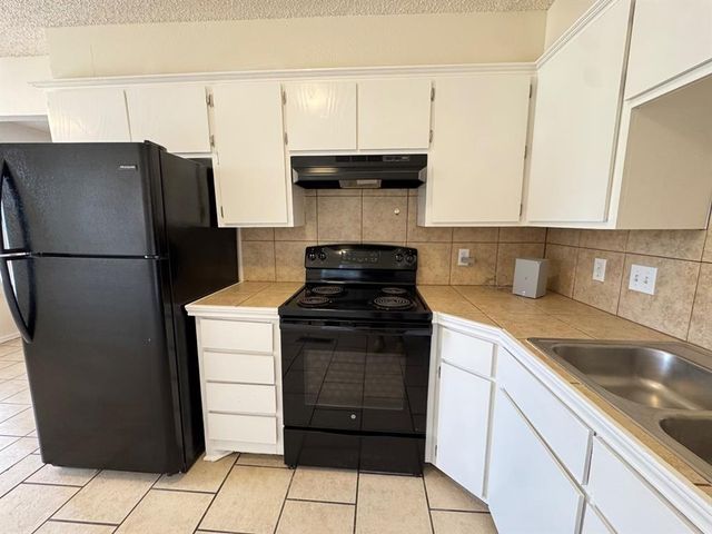 1900 Dover Street A, Norman, OK 73071