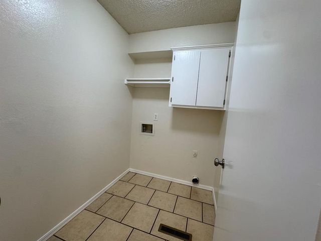 1900 Dover Street A, Norman, OK 73071