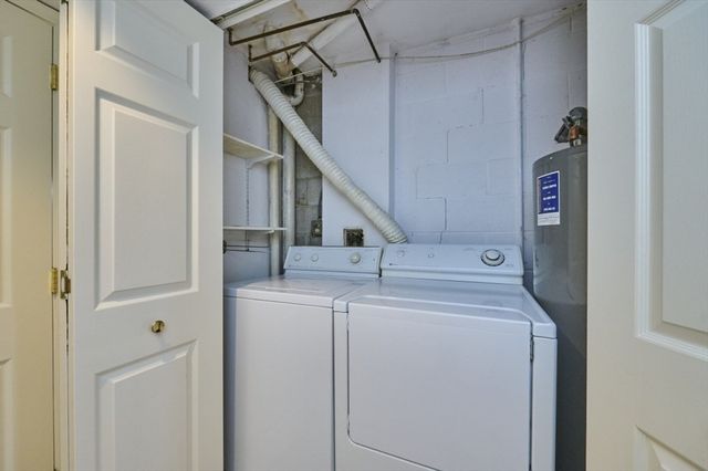 9 Circuit Ln 9, Watertown, MA 02472